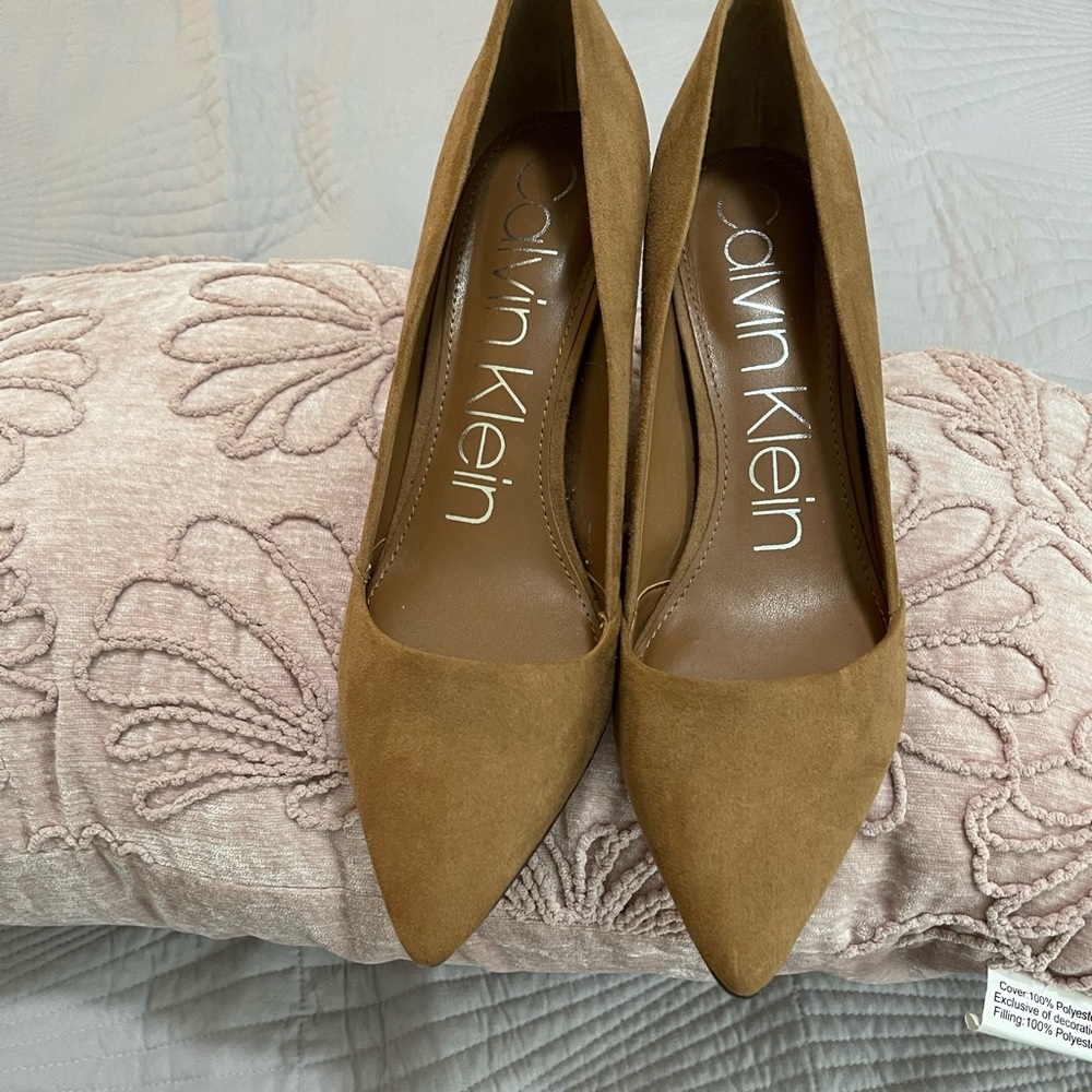 Brown Sued Pumps, Never worn - Picture 1 of 2